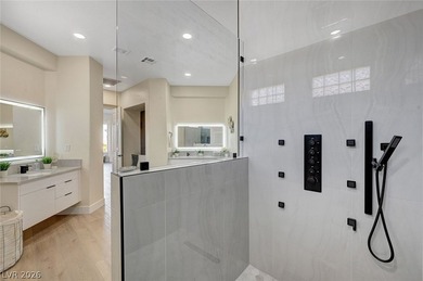 Discover this exquisite 1-story residence in Siena, a - photo 31