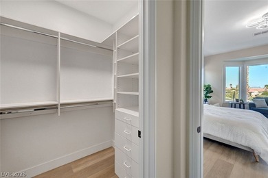 Discover this exquisite 1-story residence in Siena, a - photo 36