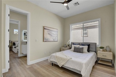 Discover this exquisite 1-story residence in Siena, a - photo 39