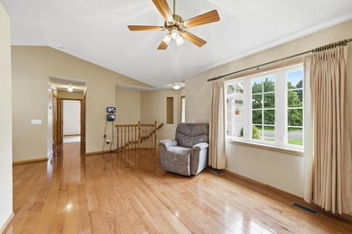 Beautiful Hugo area home now available! The home features 3 - photo 13