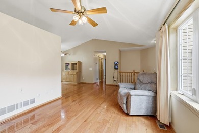 Beautiful Hugo area home now available! The home features 3 - photo 14