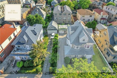 Rare development opportunity. 60x100 lot is zoned R5. Develop a - photo 5