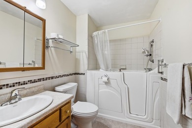Beautiful Hugo area home now available! The home features 3 - photo 17