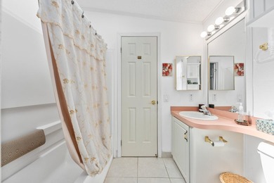 Fully Furnished 2/2 on Golf Course in resort styled Savanna Club - photo 22