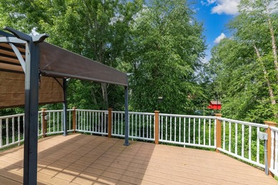 Beautiful Hugo area home now available! The home features 3 - photo 28