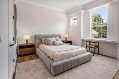 GATED COMMUNITY, COMPLETELY RENOVATED AND FURNISHED!

This - photo 55