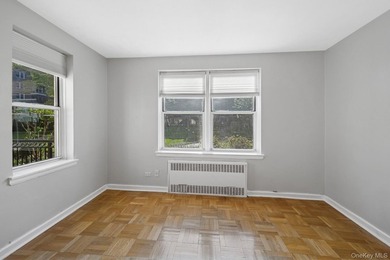 Move Right In!! This 1BR, 1BTH Is Renovated And Has Been - photo 2