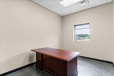 Premium commercial land and building with outstanding traffic - photo 14