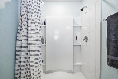 *Added buyer incentive. Seller will cover the cost of a 2-1 Rate - photo 17