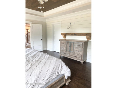 Welcome to this stunning 3200 Sq ft farmhouse that sits on 25.7 - photo 21