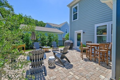 Welcome to this stunning Charleston single-style home in The - photo 31