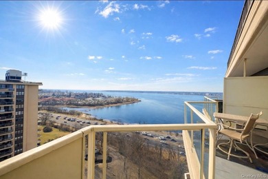 WELCOME TO TOWERS AT WATERS EDGE PENTHOUSE,WHERE LUXURY MEETS - photo 2