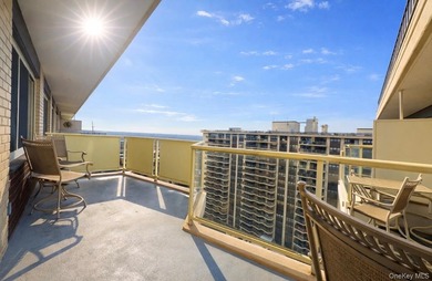 WELCOME TO TOWERS AT WATERS EDGE PENTHOUSE,WHERE LUXURY MEETS - photo 3
