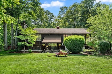 Welcome home to this beautifully designed 3-bedroom, 3-bath home - photo 1