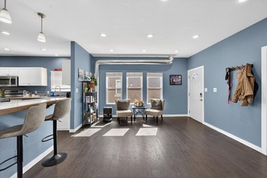 GORGEOUS HOME LOCATED ON RACINE'S NORTH SIDE.  SO MUCH HOUSE :) - photo 4