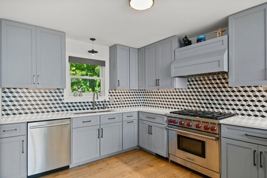 Perched high atop a ridge with breathtaking views that stretch - photo 11
