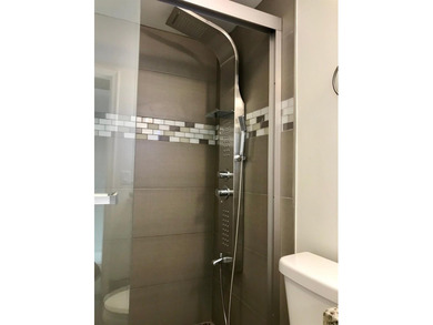 $20,000 REDUCTION FOR QUICK SALE. FIRM PRICE. THIS UNIT IS - photo 8