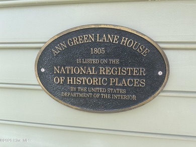 Timeless Elegance in Historic District Gracefully positioned - photo 2