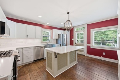 Timeless Elegance in Historic District Gracefully positioned - photo 9