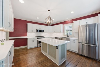 Timeless Elegance in Historic District Gracefully positioned - photo 10