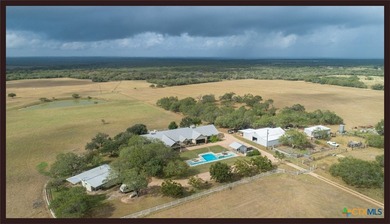 The Runge River Ranch is one of the best live water ranches in - photo 4