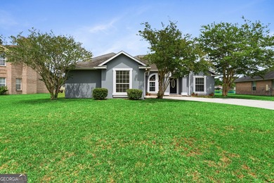 ****SELLERS ARE OFFERING 9,300 TOWARDS CLOSING COST WITH AN - photo 4