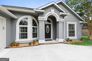 ****SELLERS ARE OFFERING 9,300 TOWARDS CLOSING COST WITH AN - photo 5