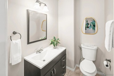 Unbeatable value for a single-family home in a prime South Park - photo 12