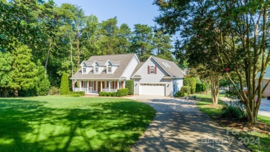 Lake Norman Home For Sale in Sherrills Ford North Carolina