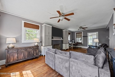 LOCATION, LOCATION, LOCATION! Exceptional corner-lot opportunity - photo 5