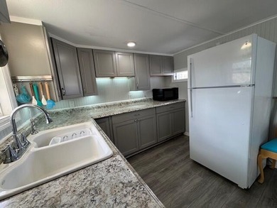 Don't miss this excellent value in the desirable Whispering - photo 7