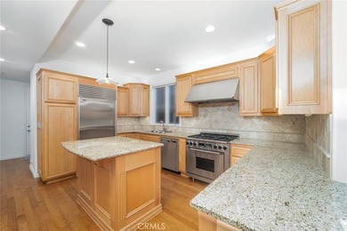 119 Opal Ave is nestled in the heart of beautiful Balboa Island - photo 15