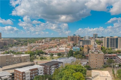 WOW! What a deal!!! Appx 1100 square foot, 2 bedroom, 2 full