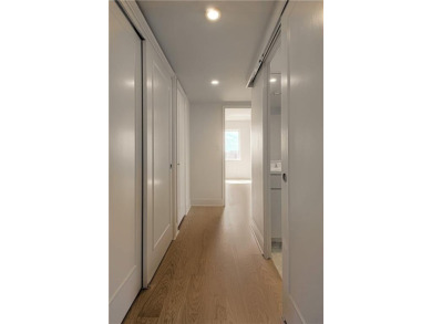 WOW! What a deal!!! Appx 1100 square foot, 2 bedroom, 2 full