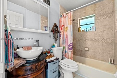 Your peaceful Port St. Lucie retreat. This 3-bedroom, 2-bath - photo 30