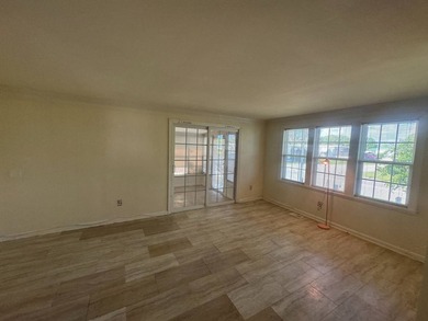 Exquisite Coastal Luxury in Colony Cove - A Truly One-of-a-Kind - photo 21