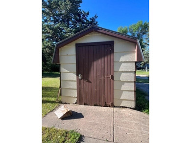 Affordable and move-in ready, this well-maintained 2-bedroom, 1 - photo 22