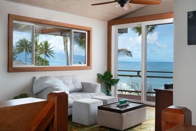 Oceanfront home and cottage in a highly desirable private and - photo 22