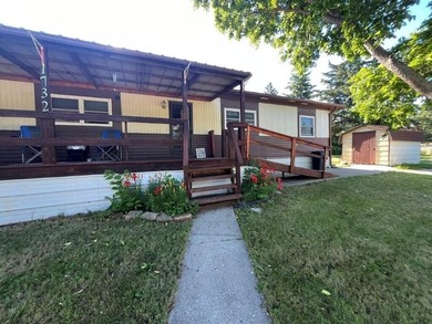 Affordable and move-in ready, this well-maintained 2-bedroom, 1 - photo 24