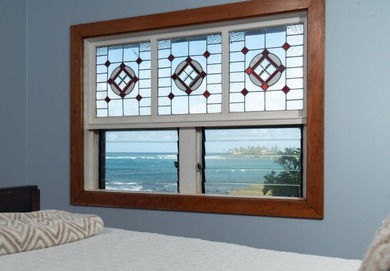 Oceanfront home and cottage in a highly desirable private and - photo 24