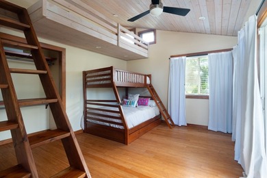 Oceanfront home and cottage in a highly desirable private and - photo 31