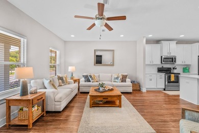 Sought-After Corner Unit in the Heart of Destin - Just Minutes - photo 11