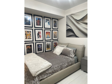 ALINA 220 Residences. This little-under 3,000 square foot condo - photo 17