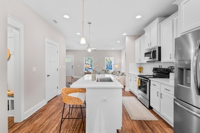 Sought-After Corner Unit in the Heart of Destin - Just Minutes - photo 25