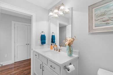 Sought-After Corner Unit in the Heart of Destin - Just Minutes - photo 37