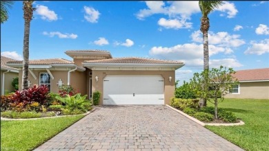Lake Home For Sale in Fort Myers, Florida
