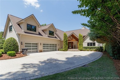 Welcome to 125 Belfair Court, an exceptional custom-built - photo 2