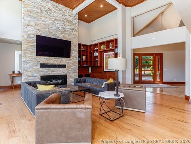 Welcome to 125 Belfair Court, an exceptional custom-built - photo 5
