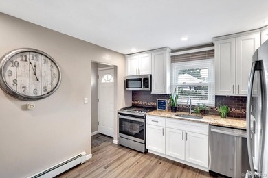 3 Bedroom Ranch In Desirable North Babylon Area! Offering: - photo 11