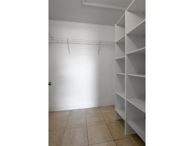 Welcome to this beautifully maintained 3 bedroom, 2 bathroom - photo 20